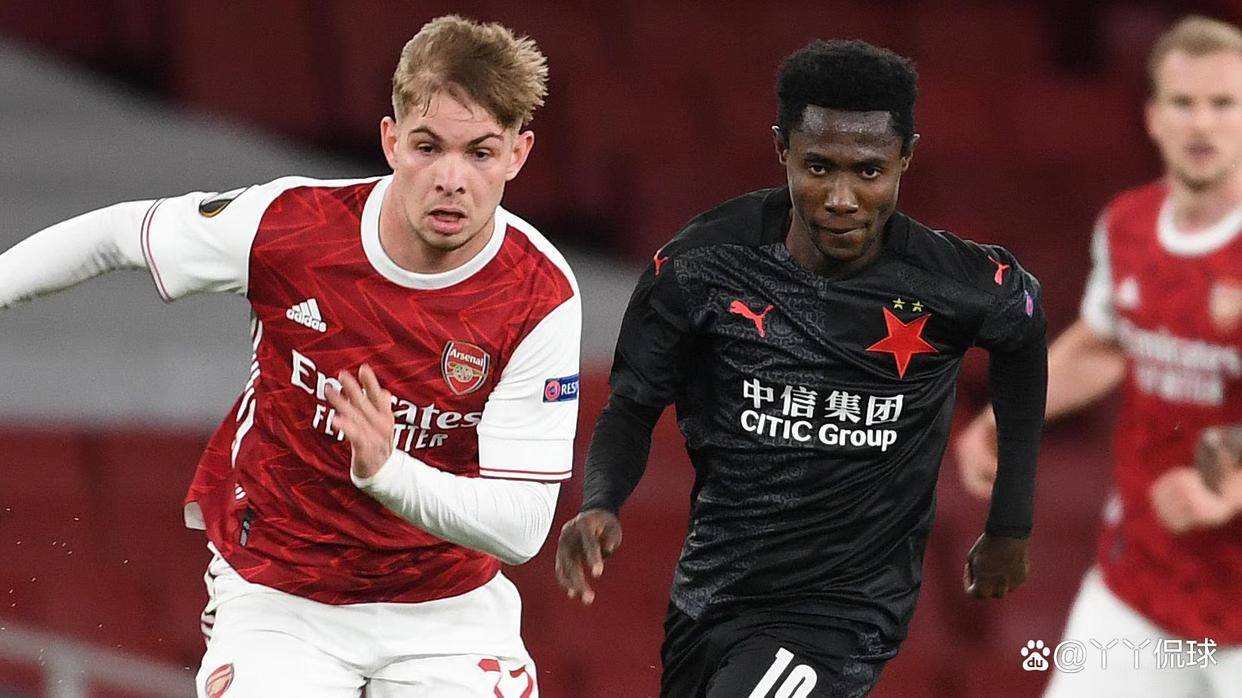 欧冠加时末段再迎强敌,上海海港更衣室发声,主帅态度——质疑声仍在,更衣室氛围转暖的简单介绍 欧冠加时末段再迎强敌,上海海港更衣室发声,主帅态度——质疑声仍在,更衣室氛围转暖的简单介绍